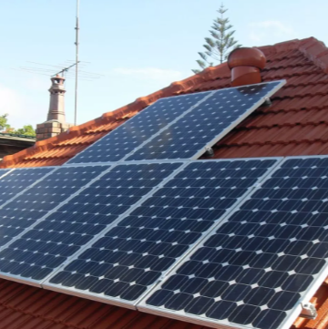 Como montar um painel solar no telhado