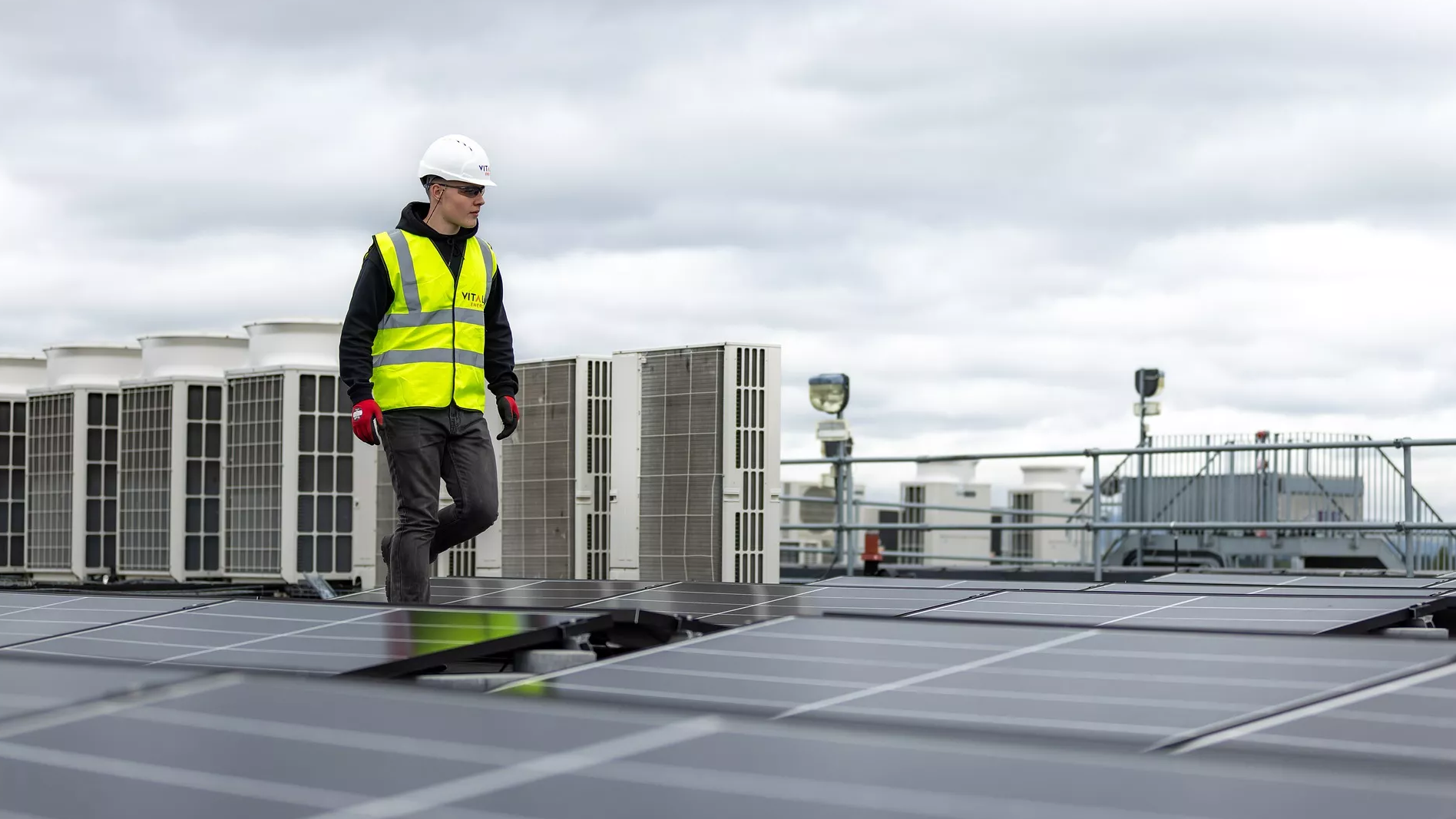 Montagem solar para mercados globais: certificação e padrões que você precisa conhecer