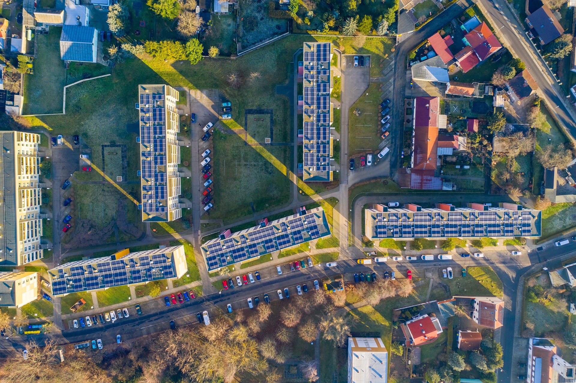 A evolução das estruturas de montagem solar: tendências e inovações em 2024